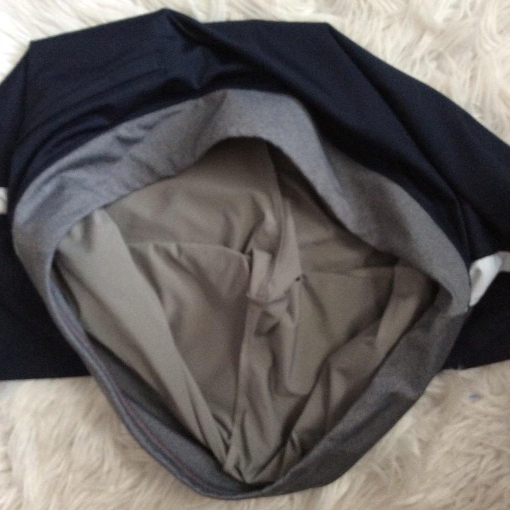 NWOT Cutter & Buck Colorblock Dry Tec Golf Skort - Picture 5 of 8